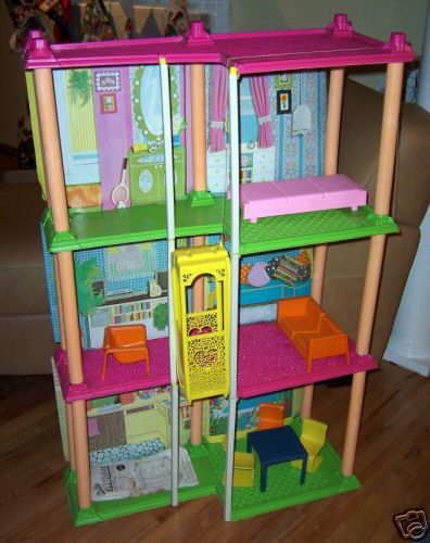 casa barbie anni 80 con ascensore